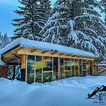 Basic Jelen Sauna & Jacuzzi Appartement