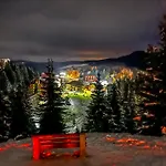 Basic Jelen Sauna & Jacuzzi Apartament *