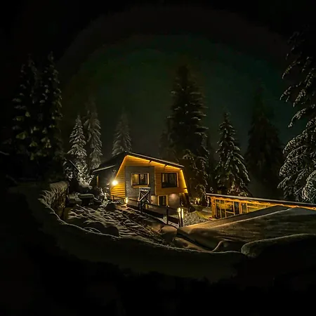 Basic Jelen Sauna & Jacuzzi Apartmán