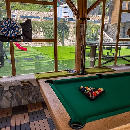 Basic Jelen Vlašić