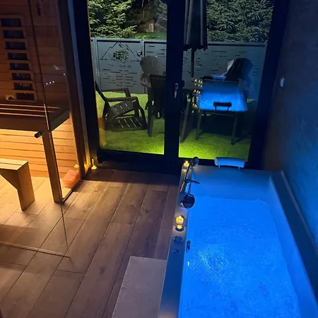 Basic Jelen Sauna & Jacuzzi 아파트