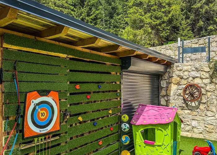 Basic Jelen Sauna & Jacuzzi Vlašić